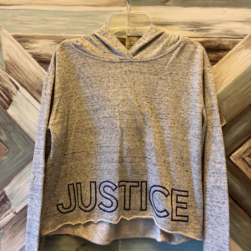 Cropped hoodie